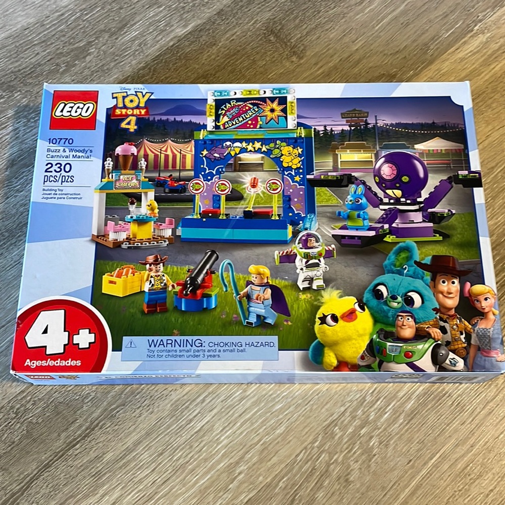 🆕 BNIB Lego 10770 set - Buzz & Woody Carnival Mania!  Excellent condition box